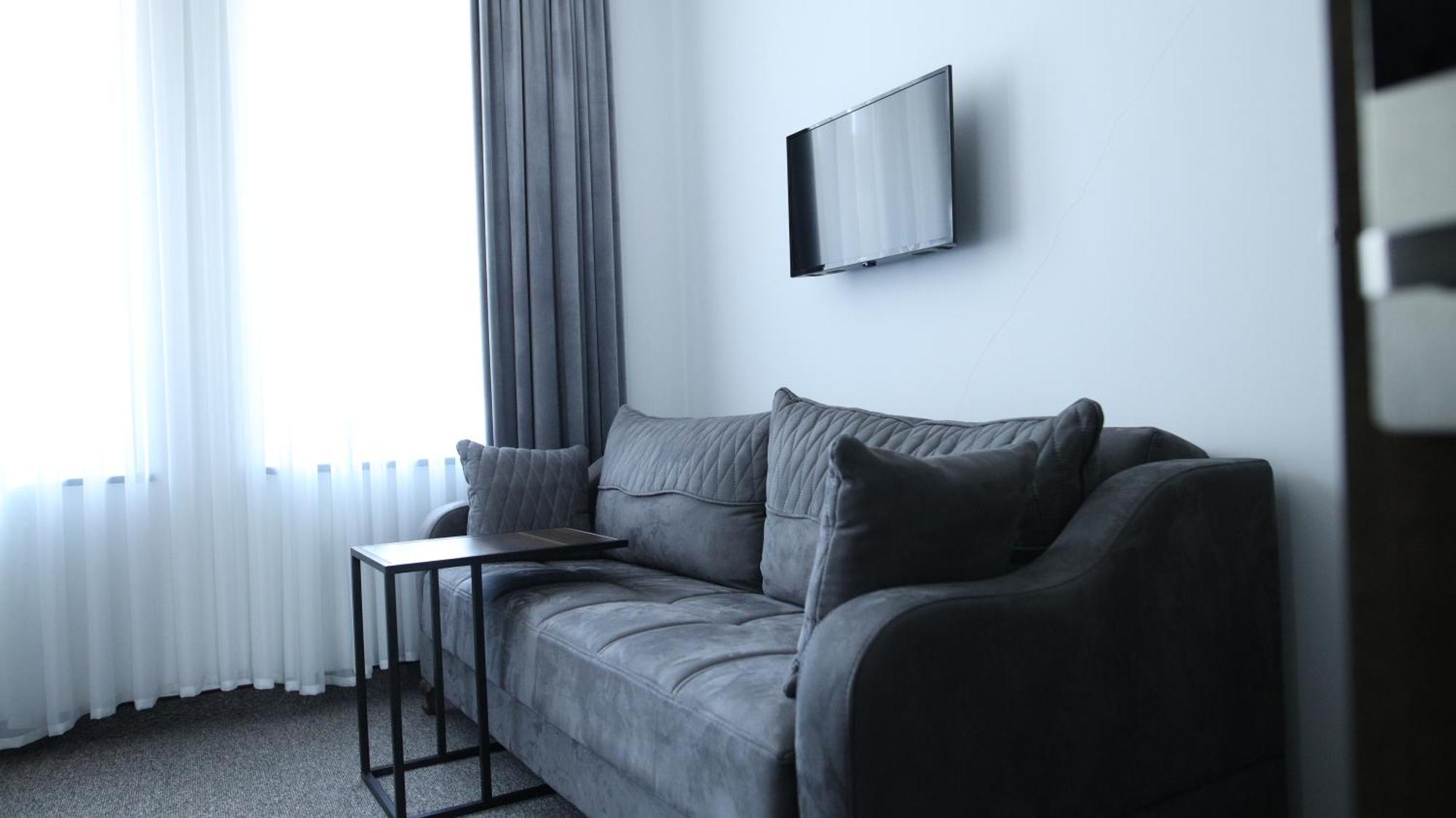 Bmg Hotel By Grigoryans Group Goris Εξωτερικό φωτογραφία