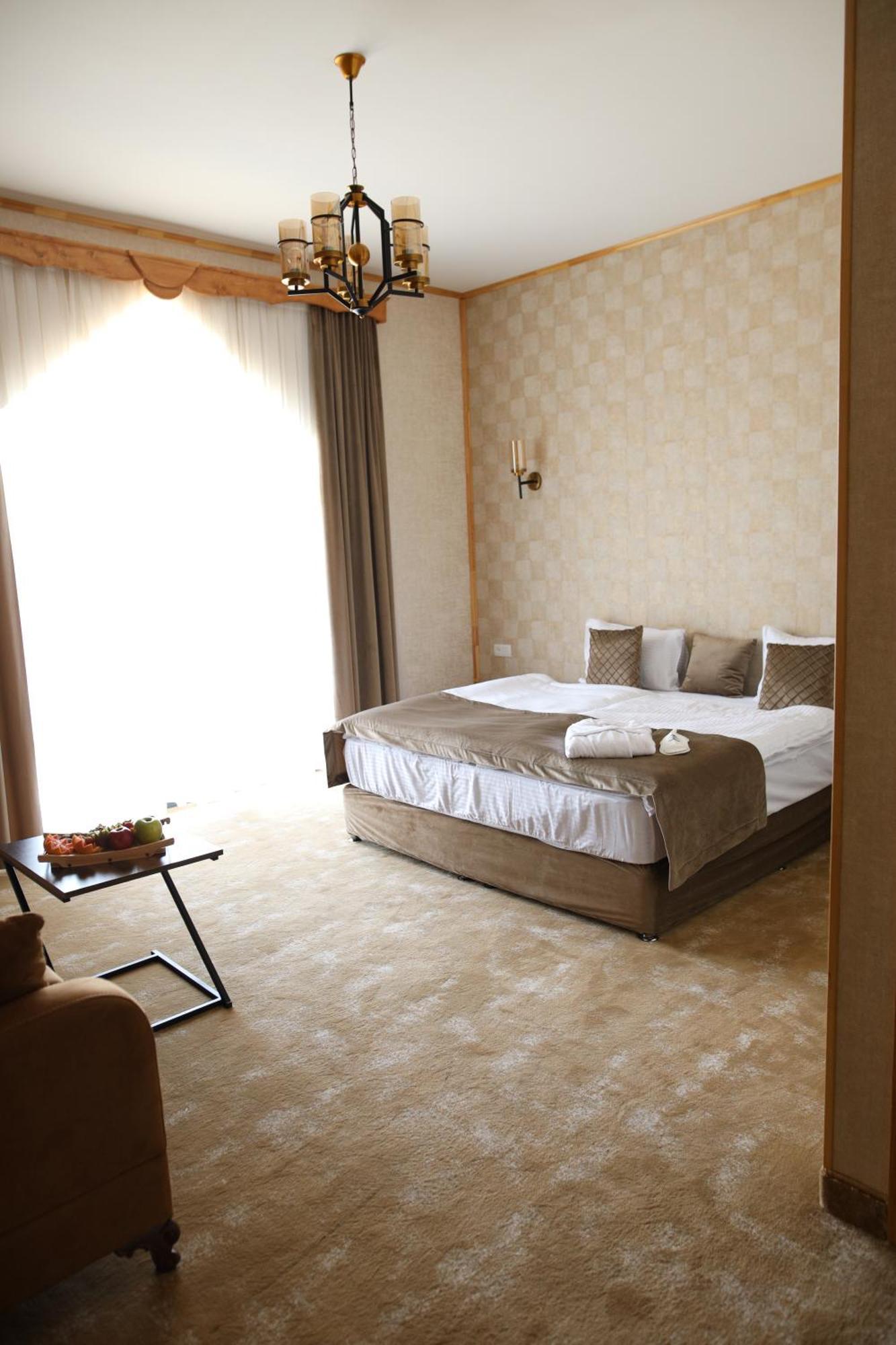 Bmg Hotel By Grigoryans Group Goris Εξωτερικό φωτογραφία